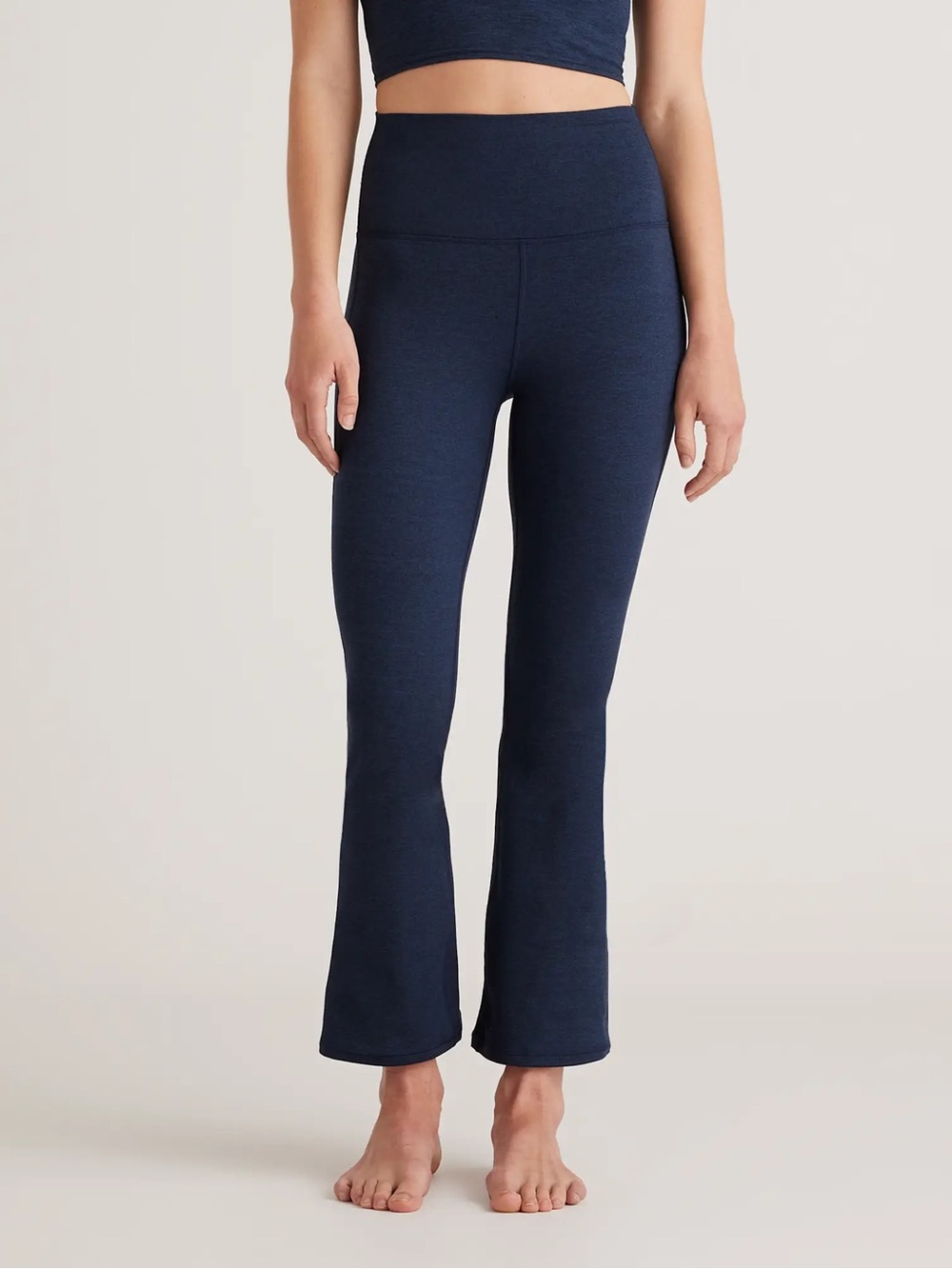 Quince Navy Boot-Cut Cropped Yoga Pants